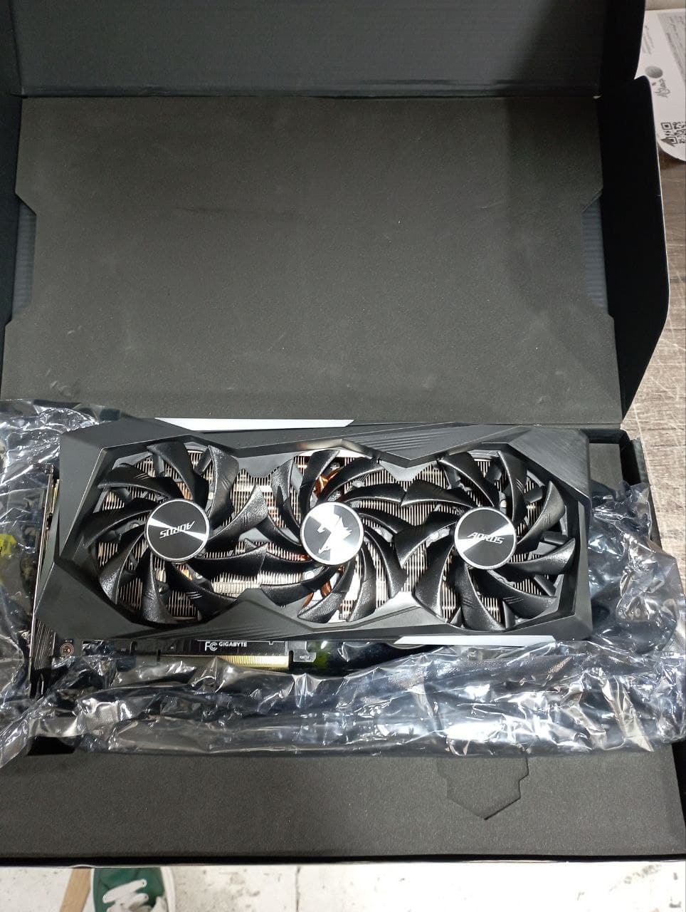 کارت گرافیک استوک گیگابایت AORUS GeForce RTX 3070 MASTER ظرفیت 8 گیگابایت — تصویر ۲