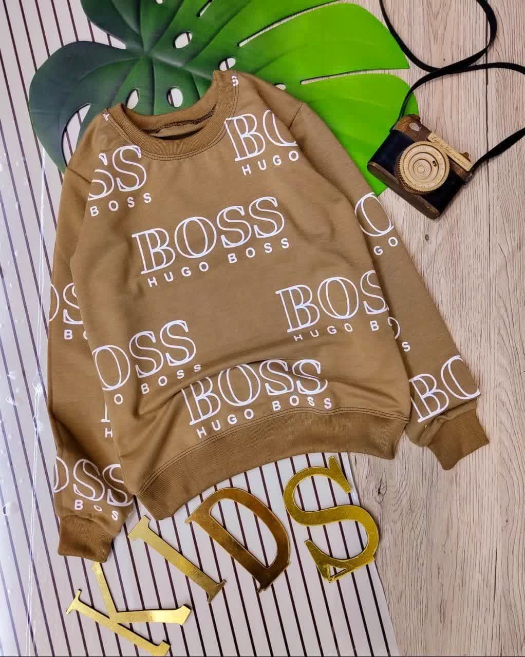 بلوز تک اسپرت طرح BOSS — تصویر ۴