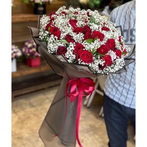 سفارش دسته گل و کادو برای کشیش t3229