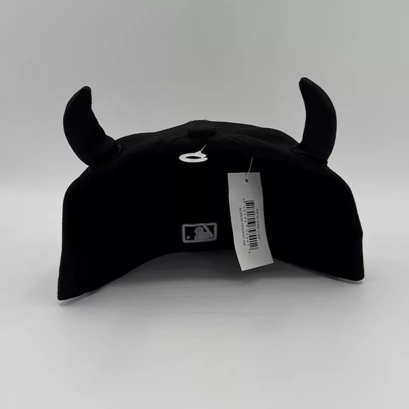 کلاه فیت بک Sox شاخ دار — تصویر ۳