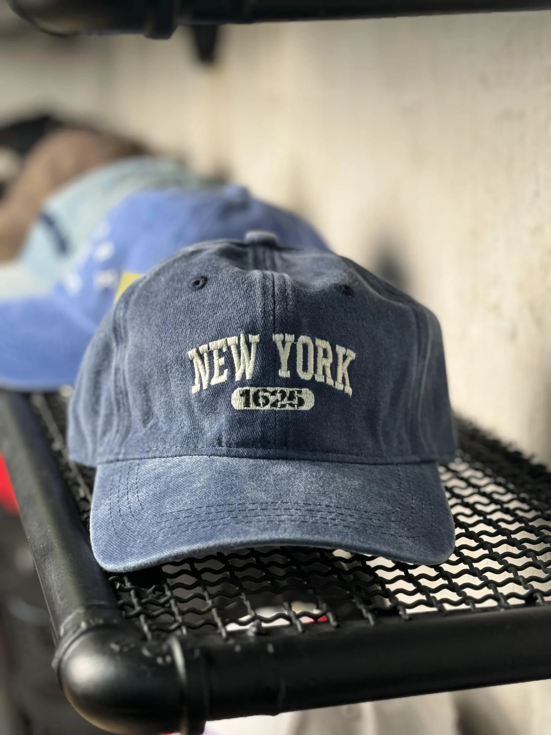 NEW YORK آبی — تصویر ۲