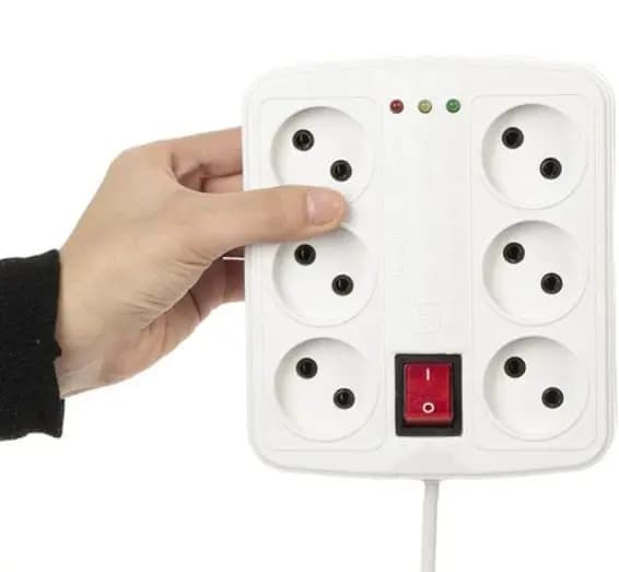 محافظ 6 پریز باخ الکترونیک مدل G-6 کابل 5 متری — تصویر ۴