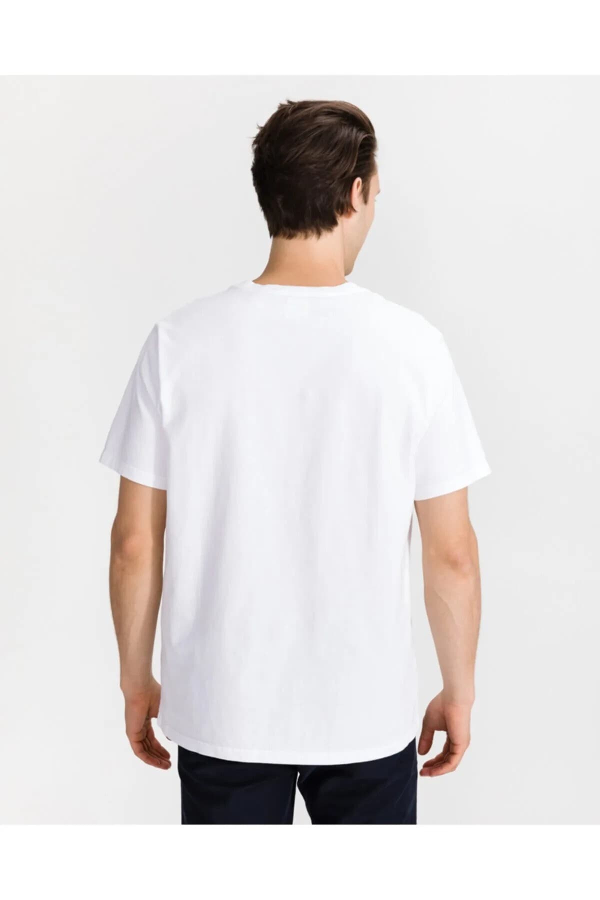 تی شرت لیوایز مردانه پاموک سفید راسته Relaxed/ریلکس Regular/رگولار کژوال/روزمره | Levi’s TYCJECHT7N170915682325473 TR — تصویر ۴
