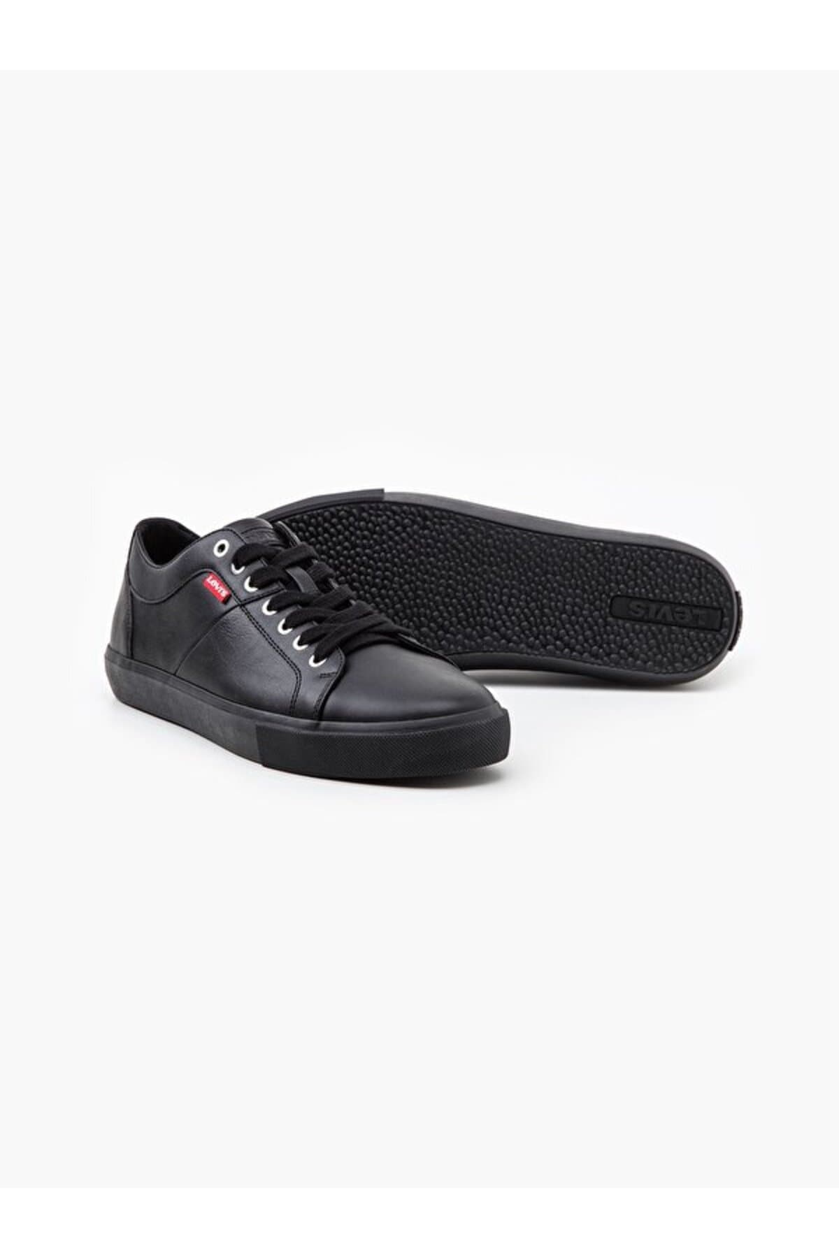 کفش اسنیکر لیوایز مردانه مشکی اسپرت | Levi’s TYCIYGWBZN170058454557667 — تصویر ۳