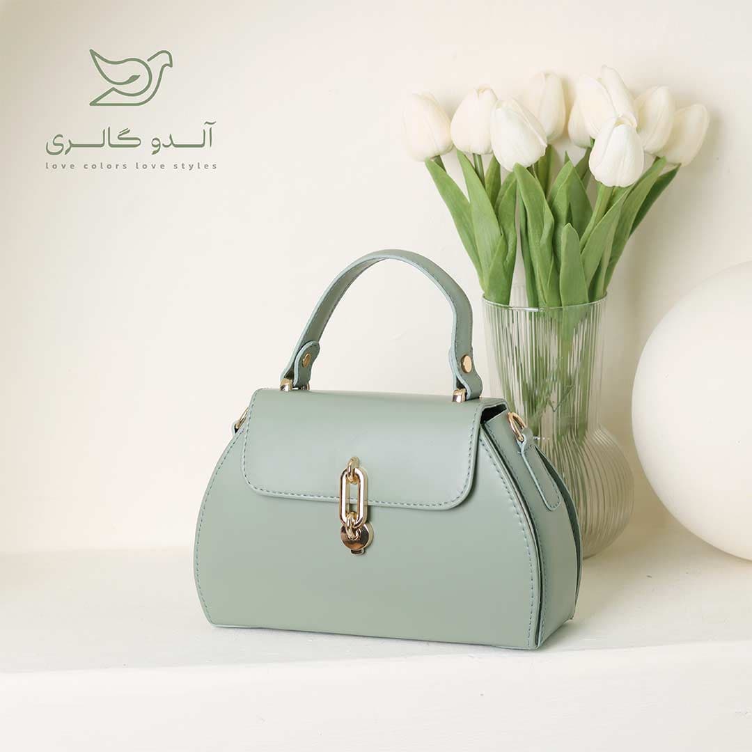 کیف دستی دوشی ریبوکا — تصویر ۶