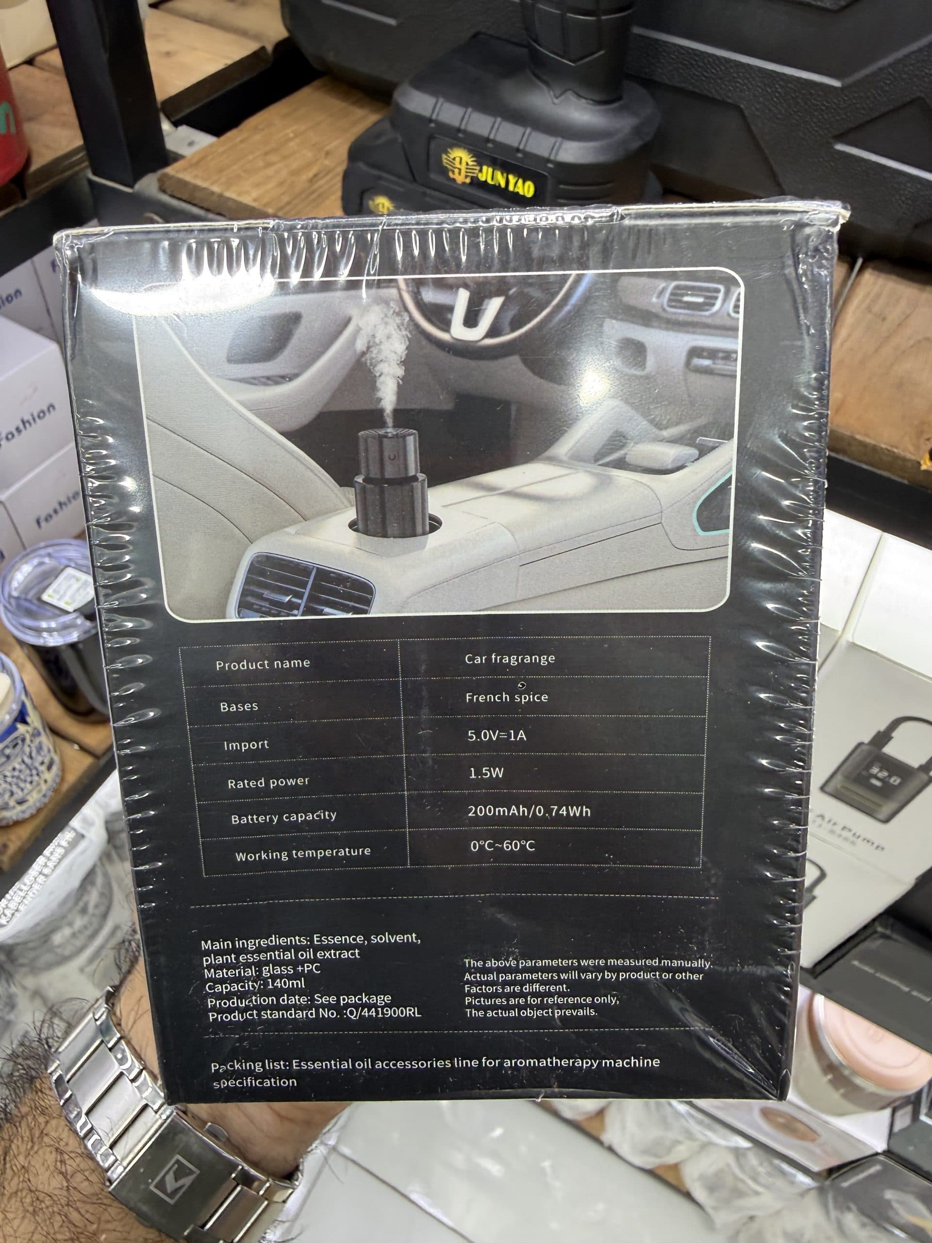 دیفیوزر هوشمند عطر خودرو Car Fragrance، ۱۴۰ میلی‌لیتر، اتمیزاسیون هوشمند، باتری ۲۰۰ میلی‌آمپر، سه حالت اسپری، رایحه اسپیس فرانسوی |اورجینال(عمده و تک) — تصویر ۳