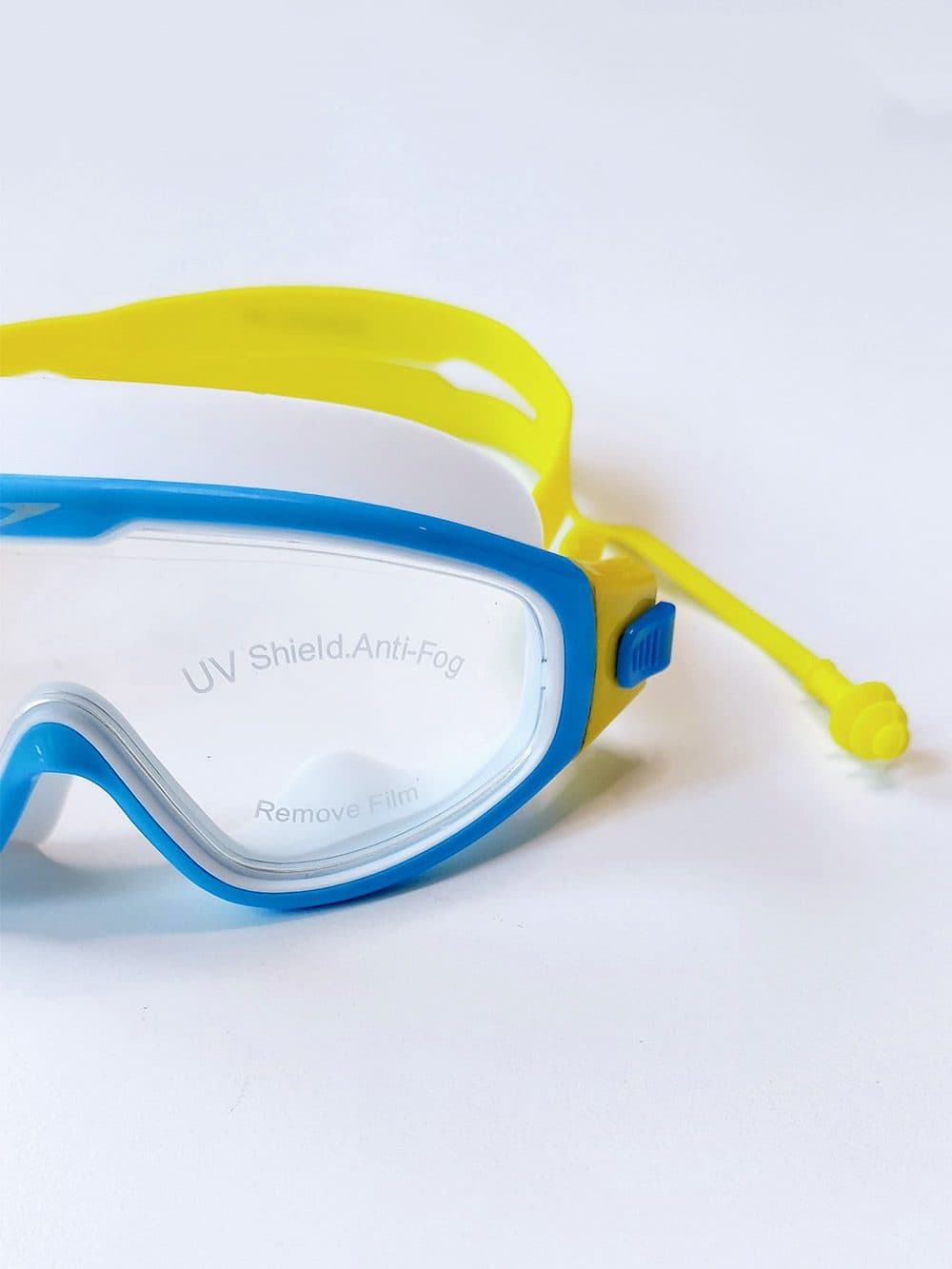 عینک استخر فریم بزرگ کودکان دخترانه و پسرانه گوشگیر دار اسپیدو ( Speedo ) زرد و آبی — تصویر ۴