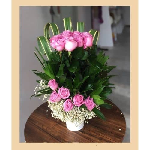 دسته گل برای اداره برق منطقه 22 ورزشگاه آزادی 100a1873