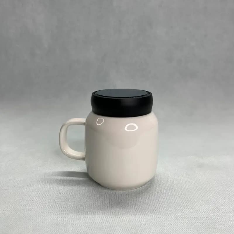 ماگ STARBUCKS در آینه ای 15234 — تصویر ۳