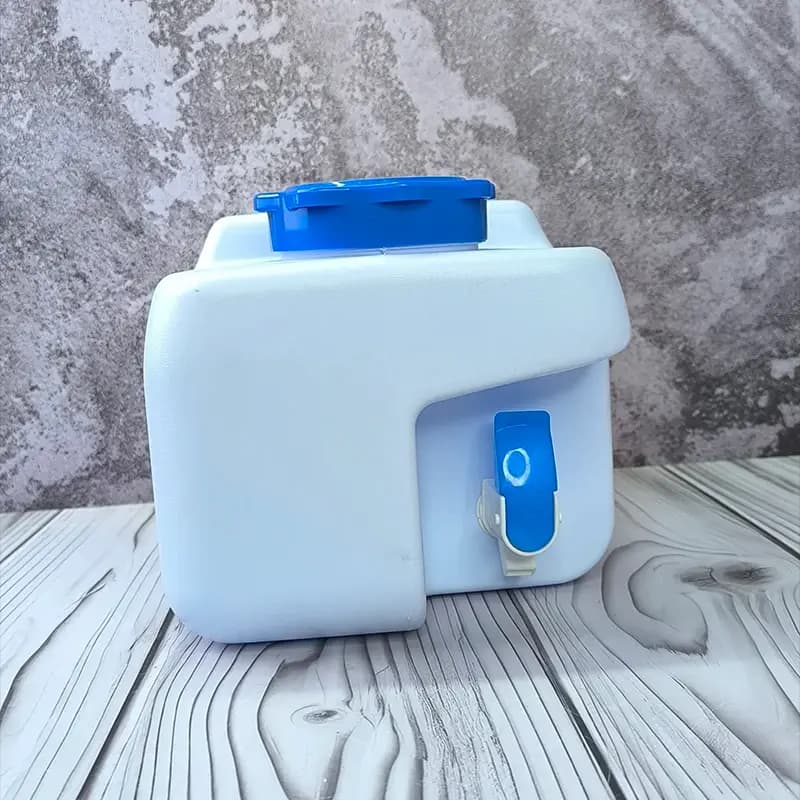 دبه 10 لیتری زیبا گریزلی شیردار — تصویر ۳