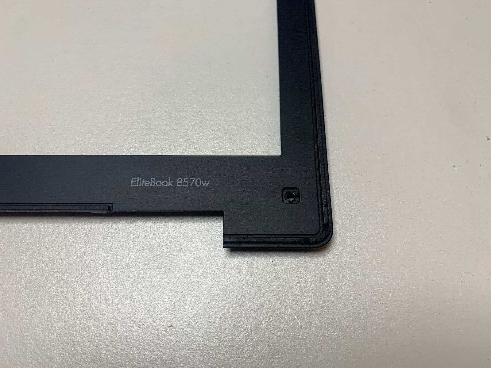 قاب پشت ال سی دی و جلوی ال سی دی لپ تاپ اچ پی مدل HP-8570W-NVIDIA VGA – COVER A-B — تصویر ۳