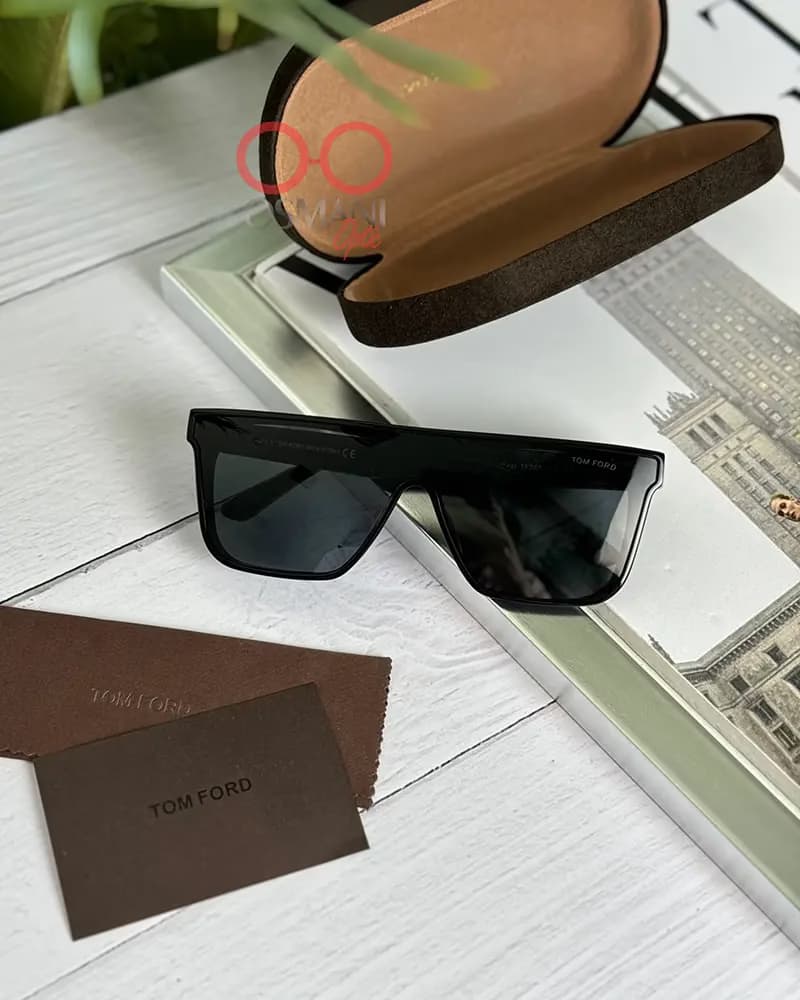 عینک آفتابی مردانه تامفورد مدل Tom Ford WHYAT-TF — تصویر ۳