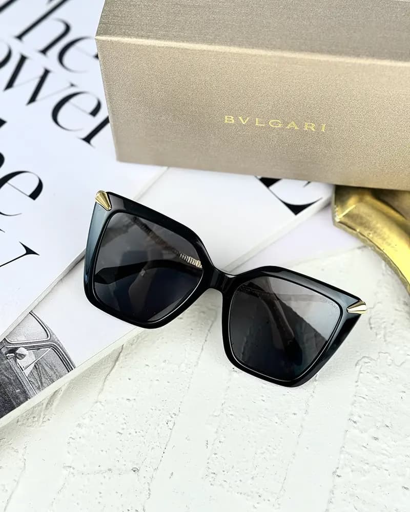 عينک آفتابی زنانه بولگاری مدل BVLGARI BV40002I — تصویر ۴