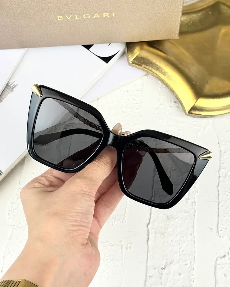 عينک آفتابی زنانه بولگاری مدل BVLGARI BV40002I — تصویر ۶