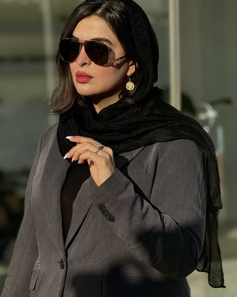 عينک آفتابي زنانه سنت لارنت مدل SAINT LAURENT SL690 DUST (sl) — تصویر ۲
