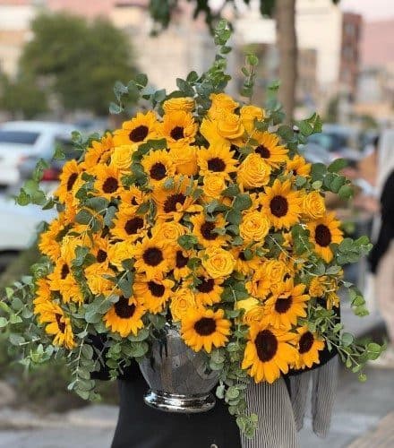 تحویل جام گل در نمایشگاه صنعتی از نزدیک ترین گل فروشی 5535