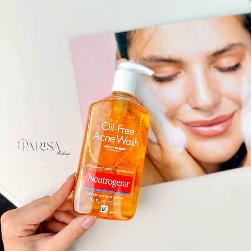 شوینده صورت نوتروژینا مدل Oil Free Acne Wash
