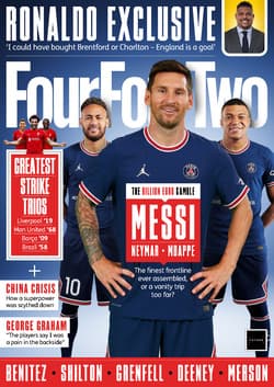 مجله FourFourTwo UK؛ نوامبر 2021