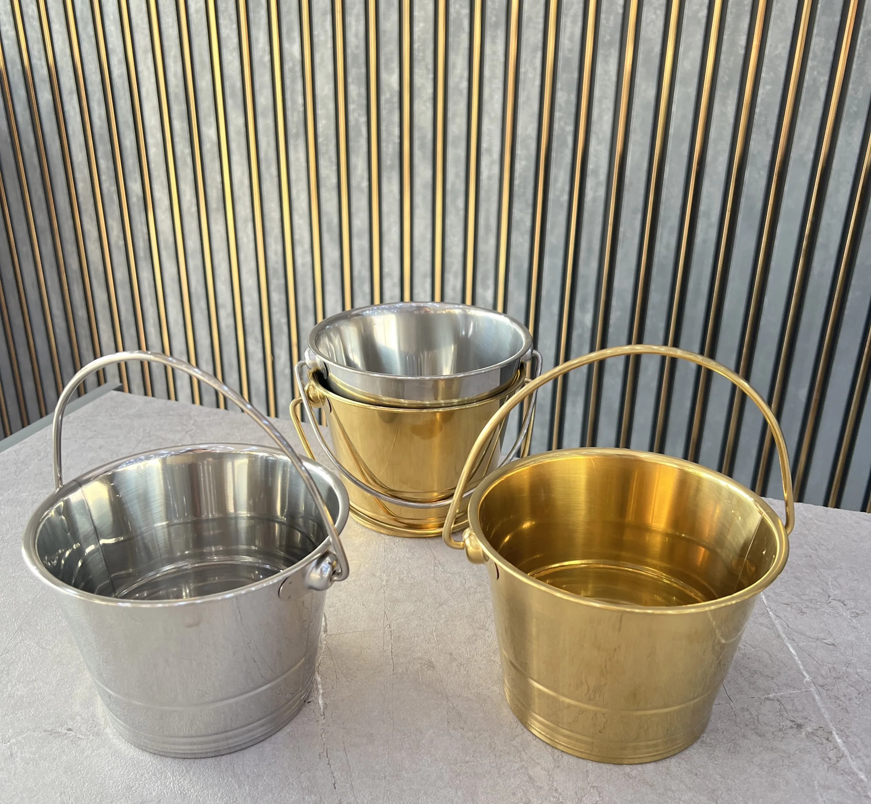 سطل استیل دسته دار کد 65-0611 وارداتی (x)