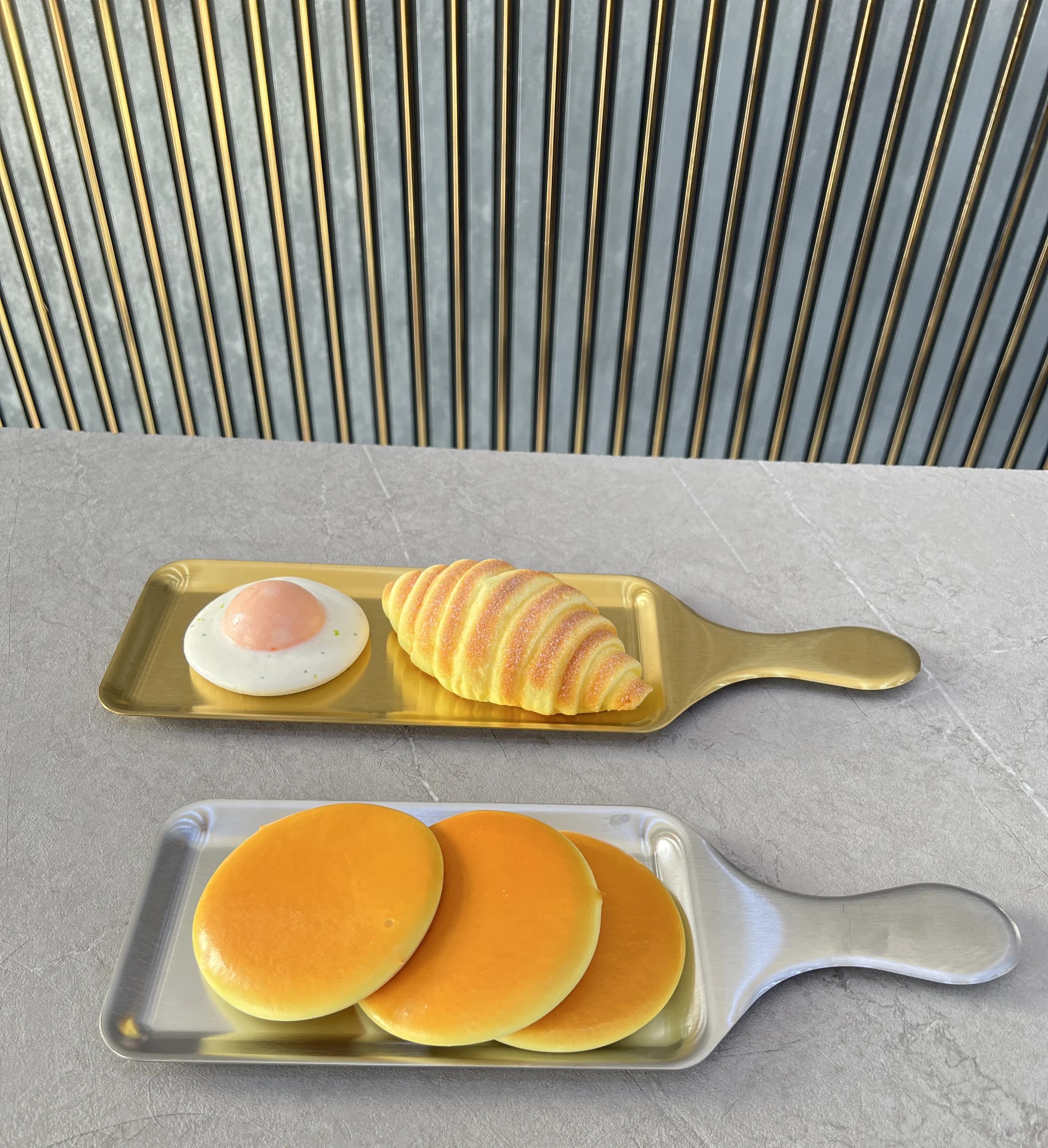 ظرف سرو استیل طلایی کد 96-0611 وارداتی (x) — تصویر ۲
