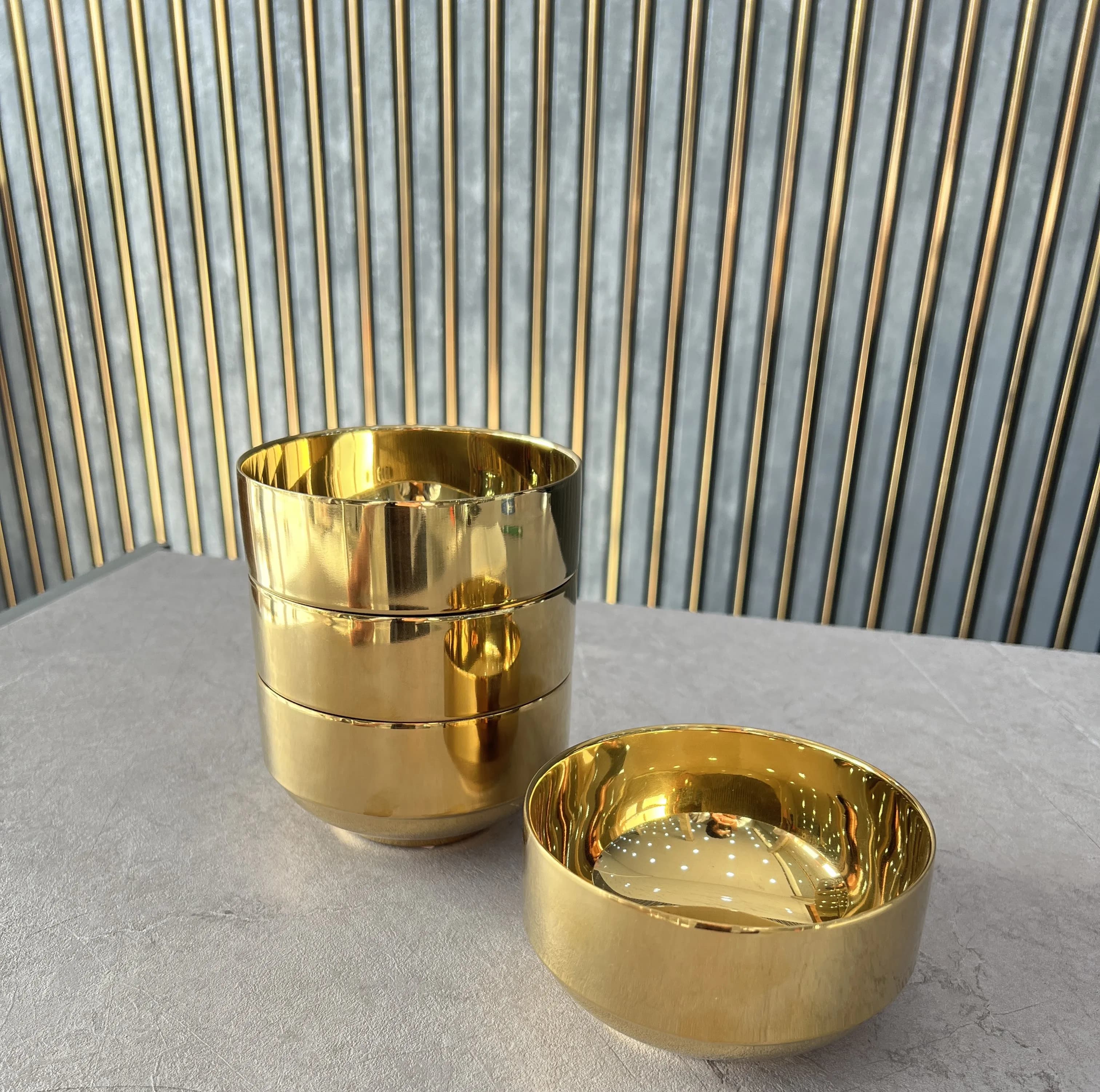 کاسه استیل طلایی کد 66-0611 وارداتی (x)