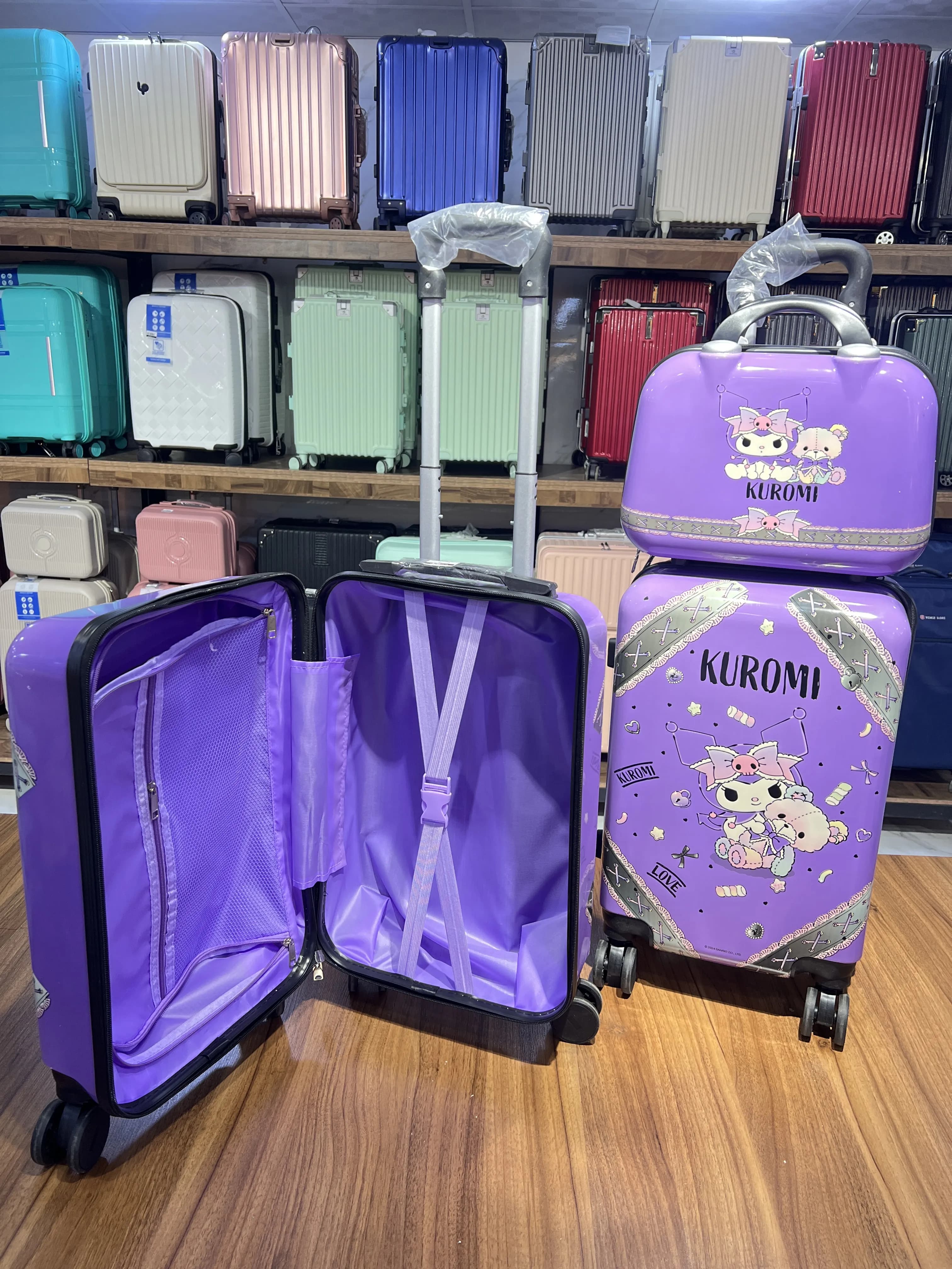 ست کیف و چمدان وارداتی طرح کورومی (Kuromi) رنگ بنفش (x) — تصویر ۳