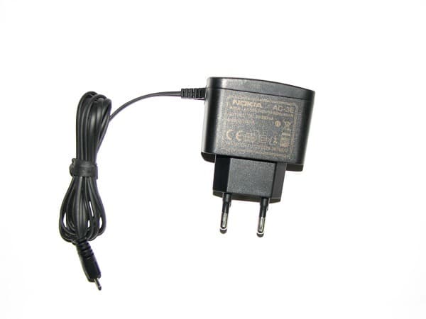 شارژر سوزنی نوکیا مدل 6101 Nokia AC_3E wall Charger — تصویر ۲