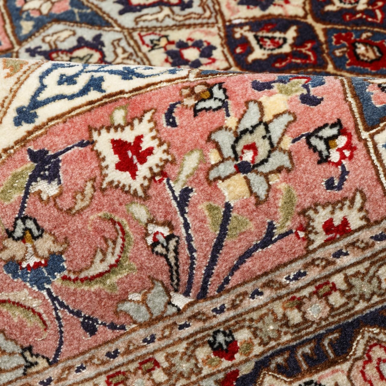 فرش دستباف ذرع و نیم سی پرشیا کد 183080 — تصویر ۸