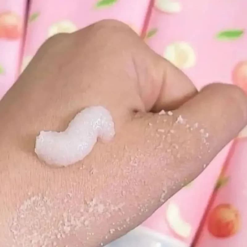 نمک بدن هلو بیواکوا اسکراب نمک بدن عصاره هلو — تصویر ۲