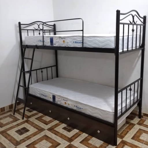 تخت خواب دو طبقه چوب و فلز مدل عروس با کشو بدون تشک مبلمان فرنا مدل 1140988