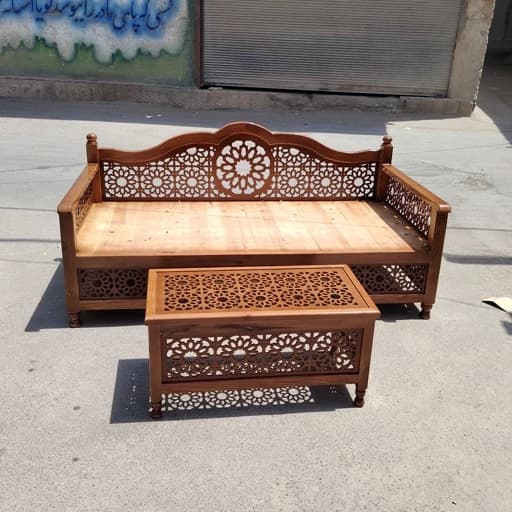 تخت سنتی چوب چناربه همراه میزعسلی مدل ممتاز مبلمان فرنا مدل 1140973