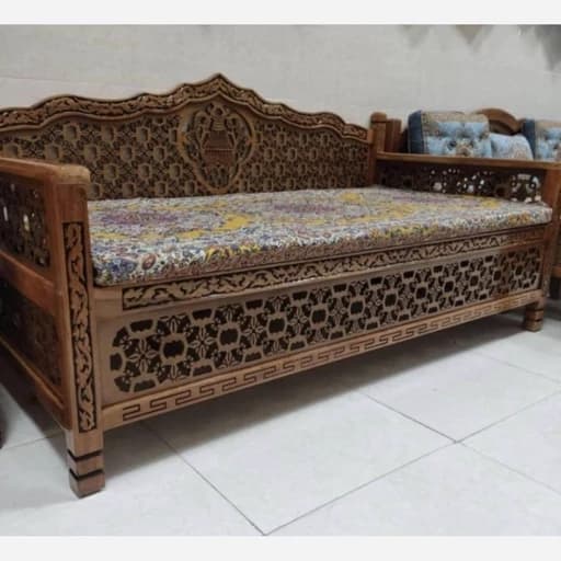 تخت سنتی مبل سنتی مدل گل وبوته ممتاز مبلمان فرنا مدل 1140967