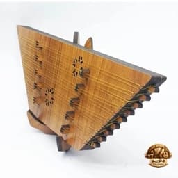 ماکت دکوری طرح سنتور چوبی رومیزی سایز متوسط — تصویر ۲