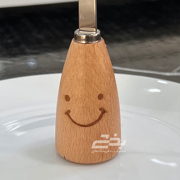 ملاقه دسته چوبی طرح لبخند — تصویر ۴