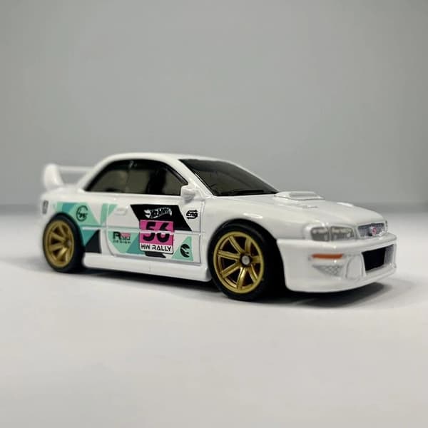ماشین Hot Wheels مدل 98′ Subaru Impreza 22B-STi Version — تصویر ۴