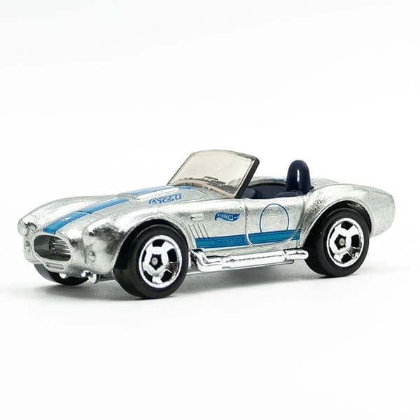 ماشین Hot Wheels مدل Shelby Cobra 427 S/C — تصویر ۲