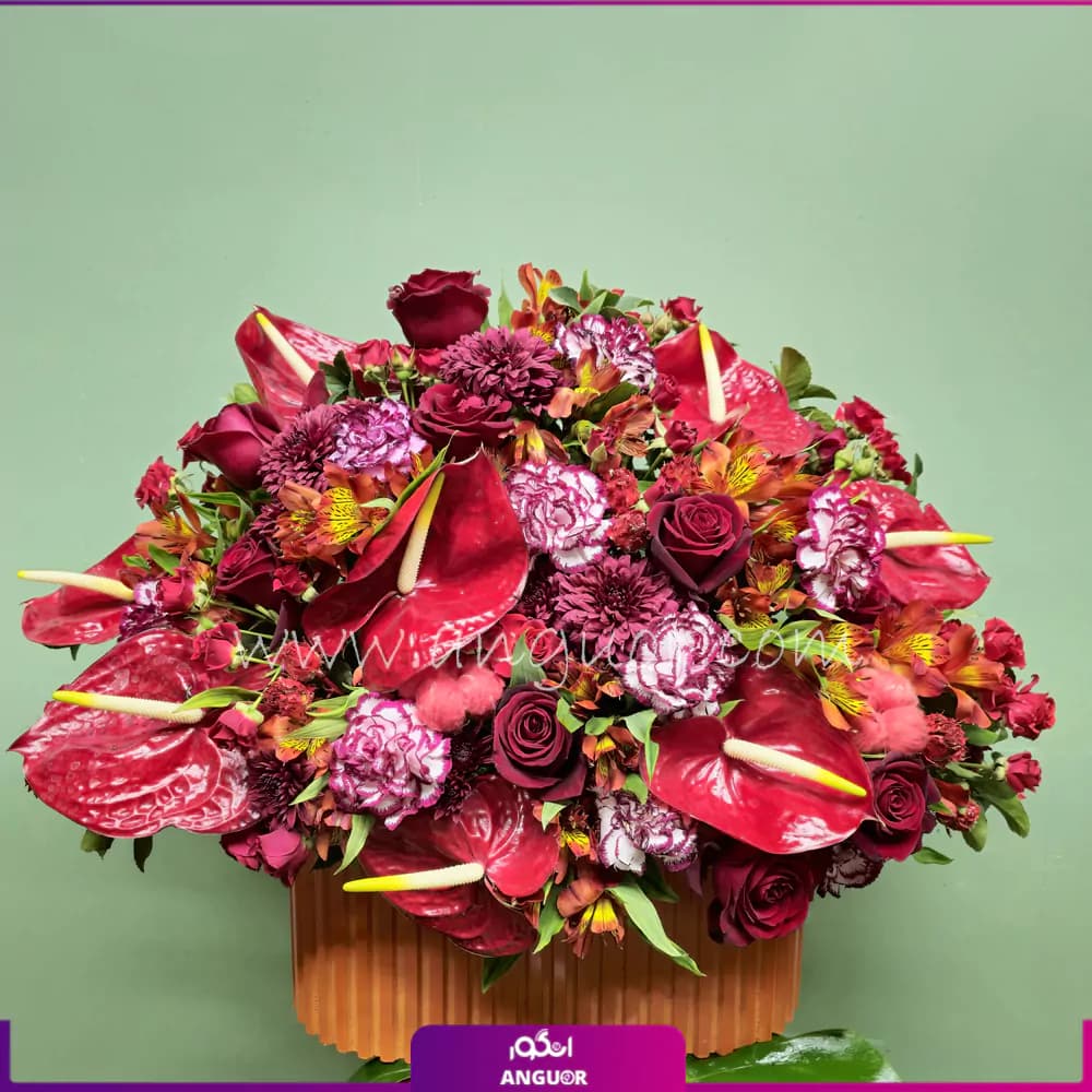 باکس گل عاشقانه ماندگار
