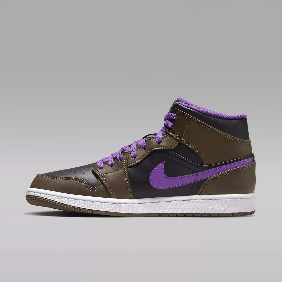 کتونی Nike مدل Jordan 1 Mid – DQ8426-215 — تصویر ۲