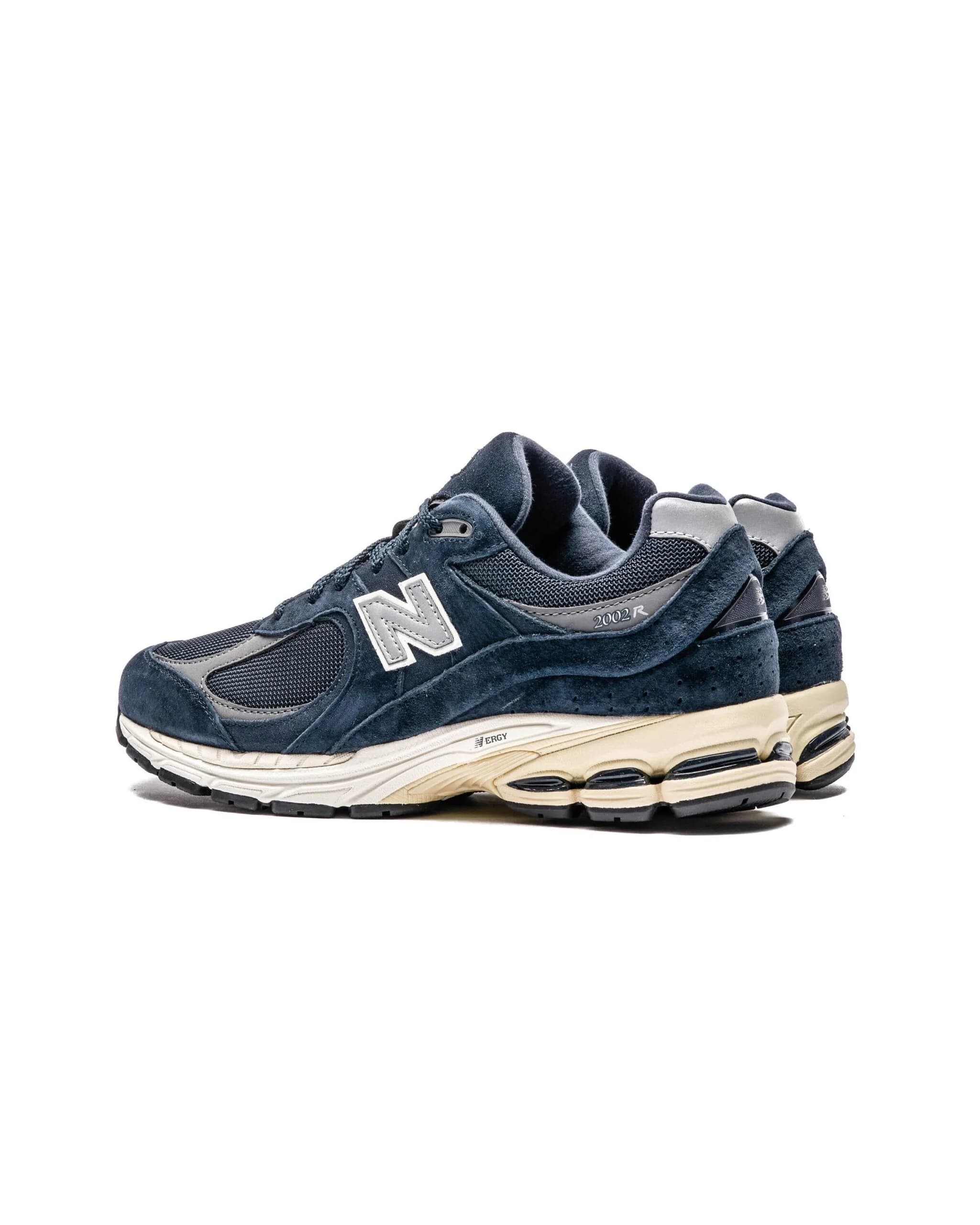 کتونی روزمره New Balance مدل 2002 RCA – M2002RCA — تصویر ۴