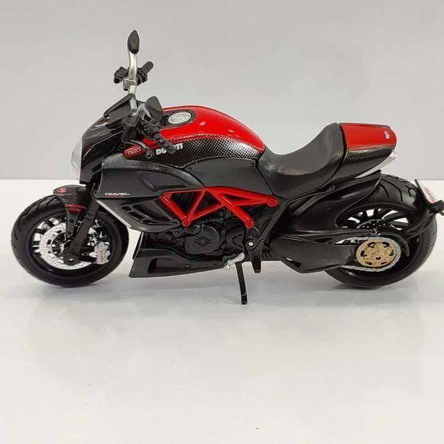 ماکت موتور سیکلت دوکاتی DUCATI — تصویر ۶