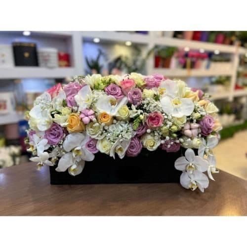سفارش دسته گل و کادو برای تحلیلگر سرمایه گذاری t2940