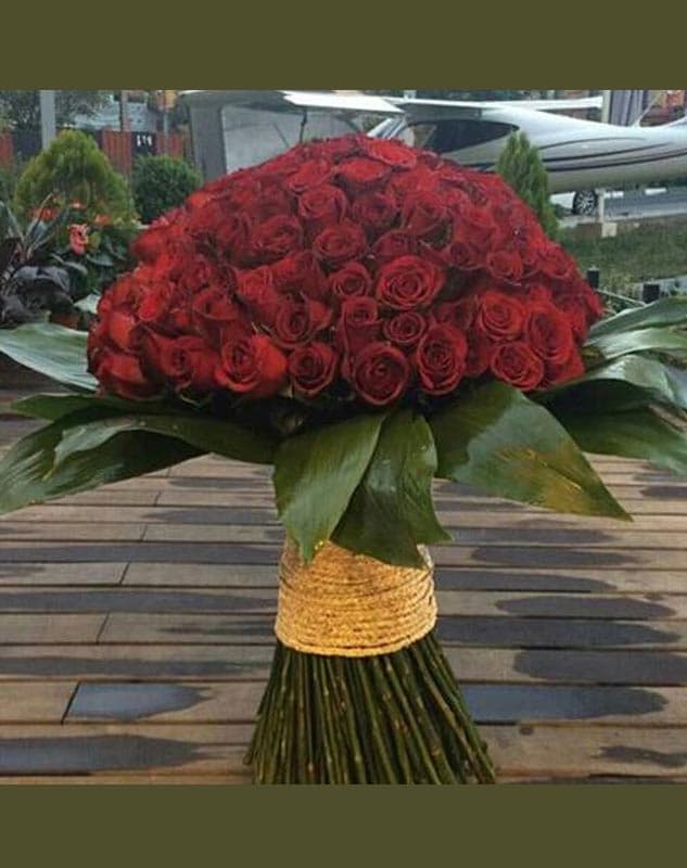دسته گل رز هلندی vip کد 512