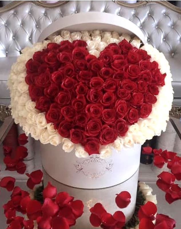 باکس گل گرد با طرح قلب کد 414