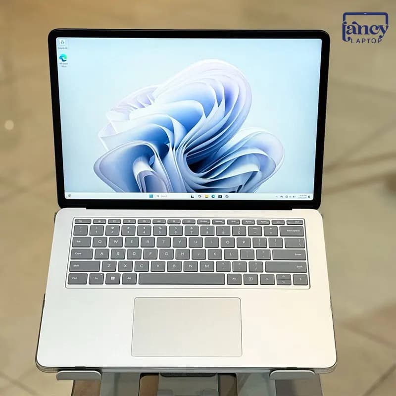 لپ تاپ استوک 14.4 اینچی مایکروسافت Surface Laptop Studio Core i7-11370H 32GB 1TB SSD RTX 3050 Ti 4GB Touch — تصویر ۴