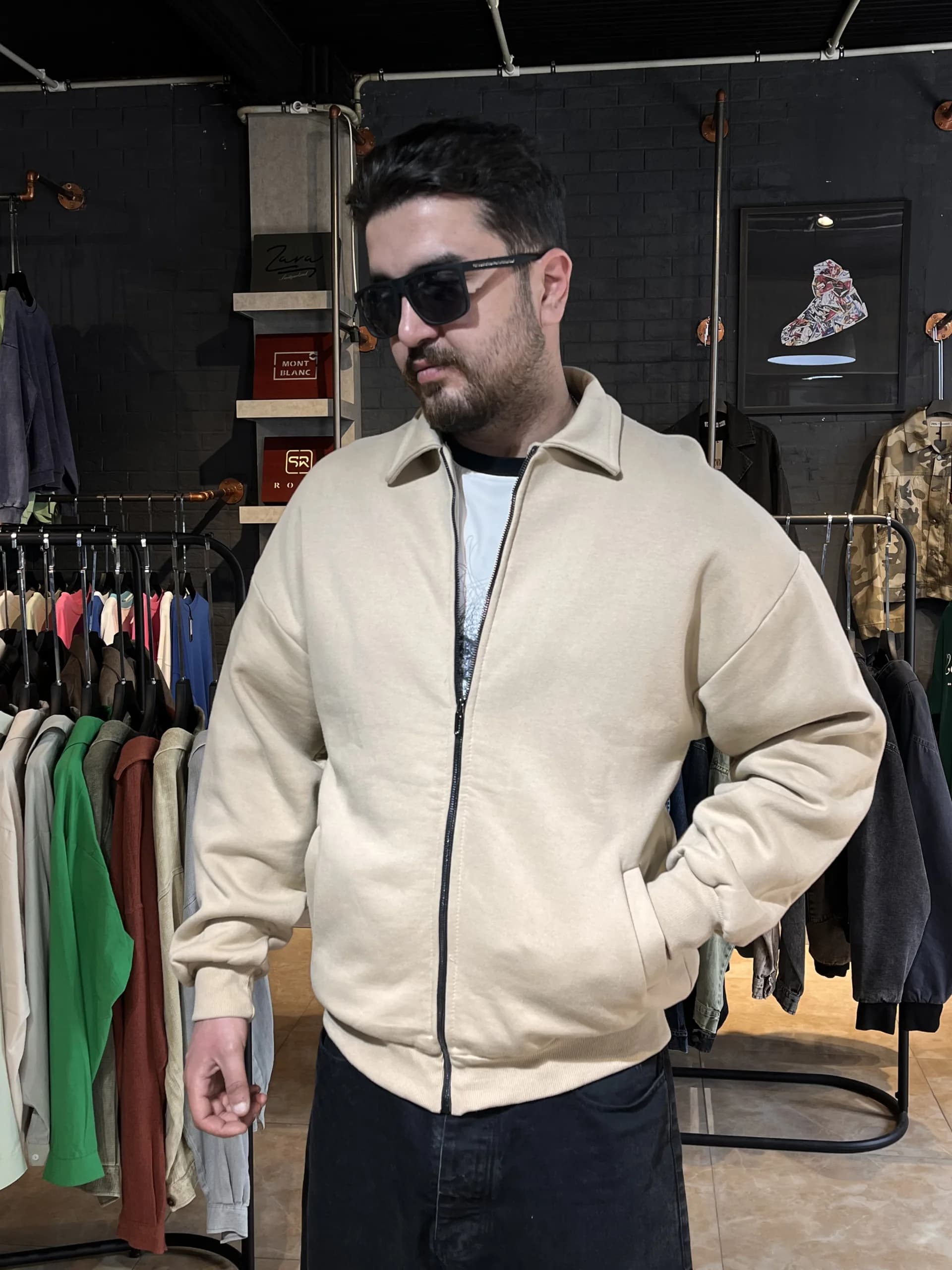 سویی یقه دار ZARA کرم XL