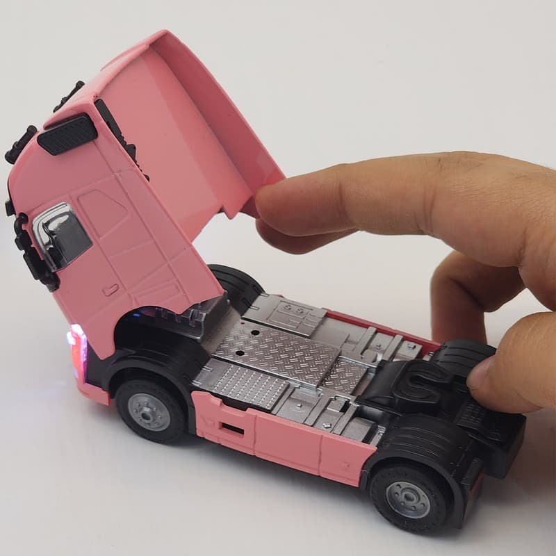 ماشین بازی ناب سل مدل چراغ دار VOLVO FH طرح تک محور — تصویر ۷