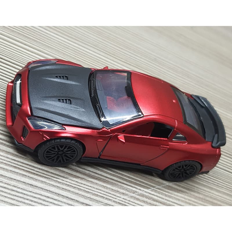 ماشین بازی مدل nissan GTR کد S21 (کپی) — تصویر ۲