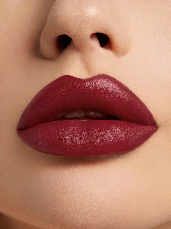 رژ لب STARLIGHT VELVET LIPSTICK – FLAME شیگلم SHEGLAM — تصویر ۳