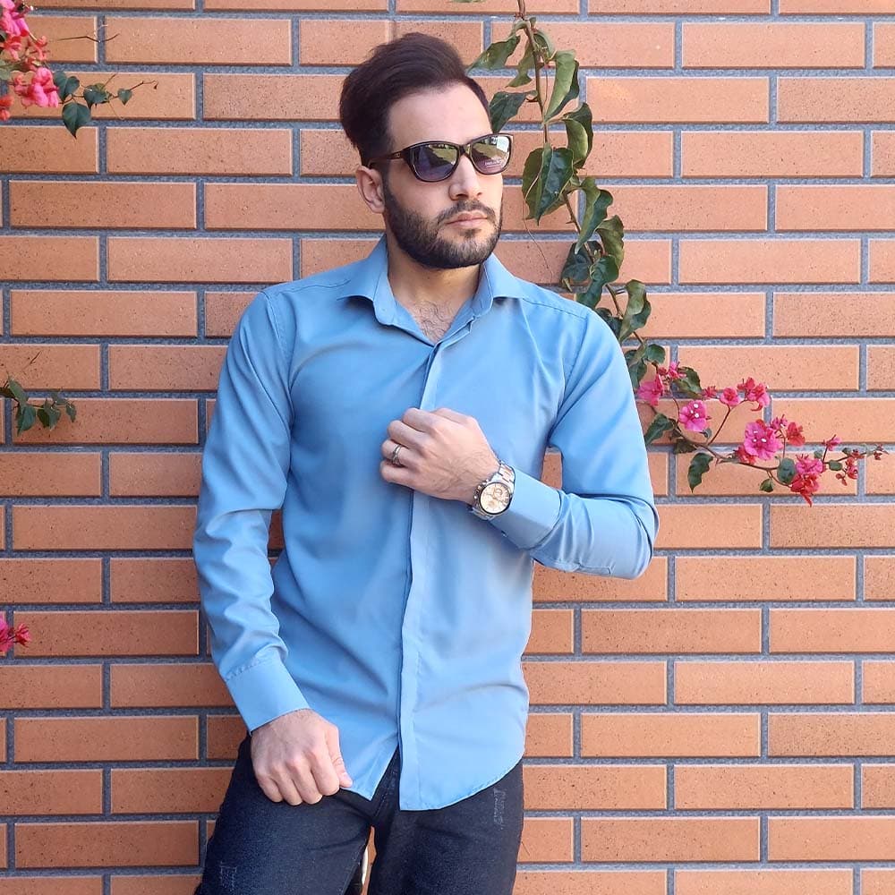 پیراهن مردانه آستین بلند دکمه مخفی رنگ آبی روشن