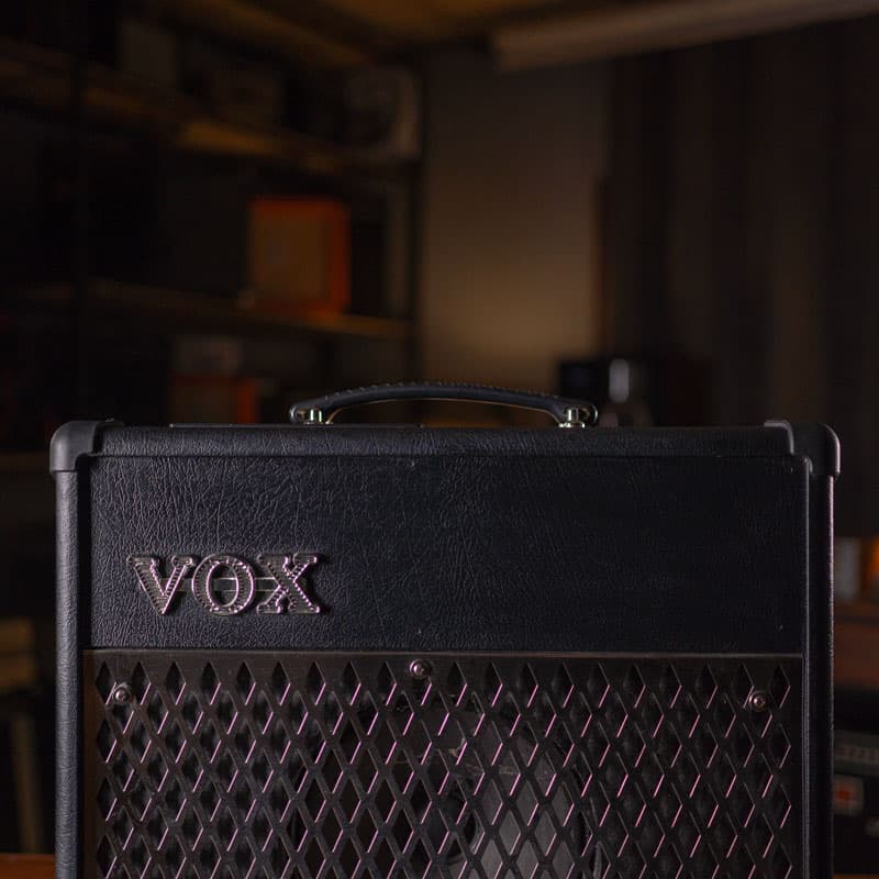امپ گیتار الکتریک وُکس VOX VX 15 — تصویر ۳